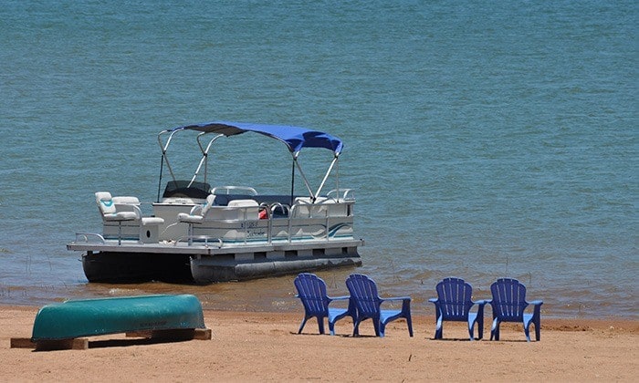 Image of pontoon boat rental on Lake Buchanan. Best lake activities in Texas Hill Country can be found at Willow Point Resort