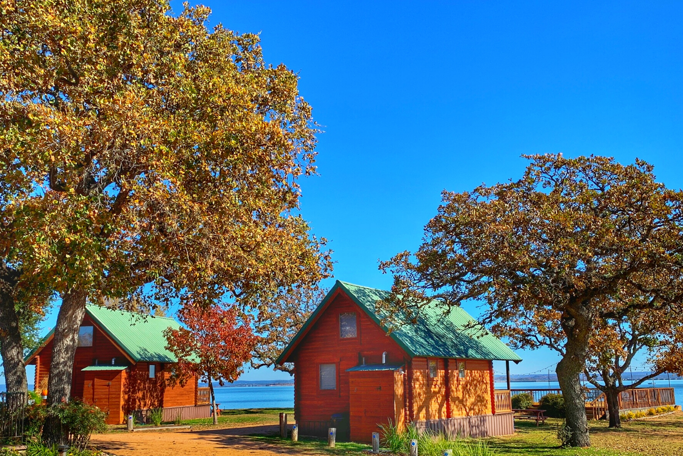 Image of our Texas cabin rentals at Willow Point Resort.