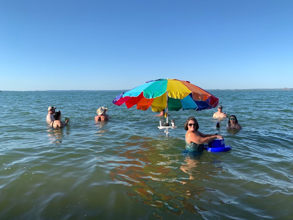 Image of Willow Point guests enjoying Lake Buchanan.